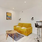 Fully Renovated Studio Buttes-chaumont * باريس