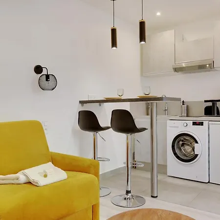 Fully Renovated Studio Buttes-chaumont Apartament