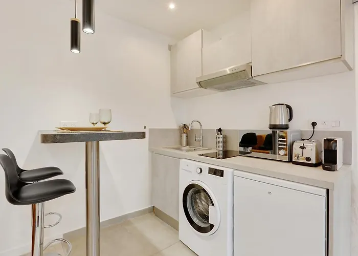 Fully Renovated Studio Buttes-chaumont *